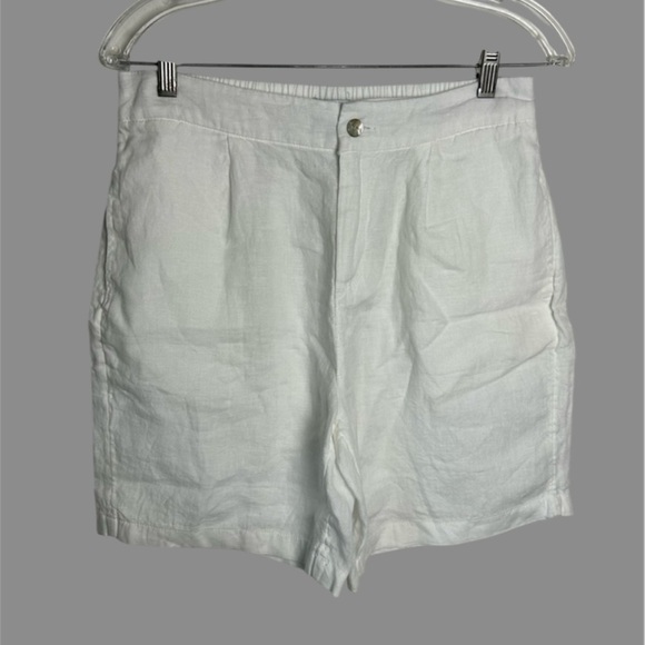 H by Halston Size M Women's White 100% Linen Shorts Beach Vacation Resort Summer - Picture 1 of 15